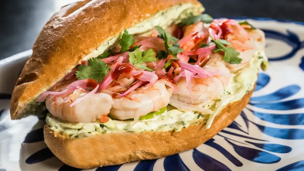 La Chorreada Tortas (Shrimp)